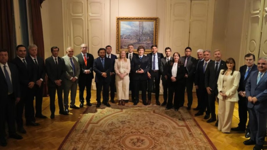 Javier Milei en una cumbre con gobernadores en noviembre pasado. Foto: Gentileza Presidencia. 