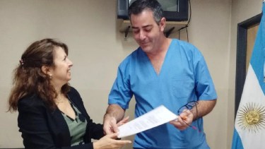 El exdirector del hospital de Fernández Oro habló sobre la falta de medicamentos y advirtió que ya lo había denunciado