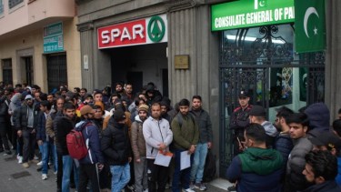 España puso en marcha plan para regularizar inmigrantes: quiénes pueden solicitar su estatus legal