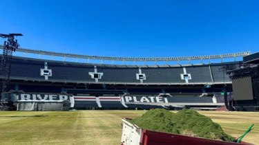 Preocupación en River por el estado del campo de juego del Monumental tras los recitales