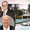 Imagen de Quiénes son los argentinos que compraron la mansión de Bruce Willis en Beverly Hills