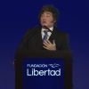 Imagen de Milei en la Fundación Libertad: repudió el ataque a Trump y aseguró que "lo peor ya pasó" a pesar de los ataques políticos al programa