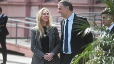 Interna en Casa Rosada: el respaldo total a Manuel Adorni choca con el malestar de los ministros por la causa judicial