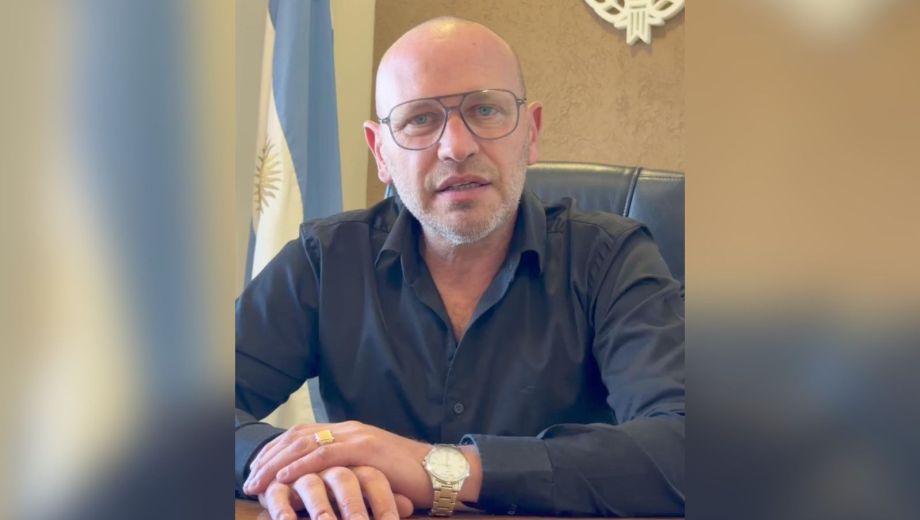 Gustavo Amati, intendente de Fernández Oro. Foto captura de vídeo.