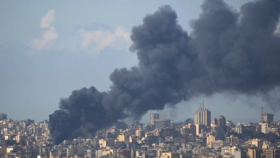 Israel lanzó nuevos ataques contra Líbano y pone en duda la tregua. Foto: AP