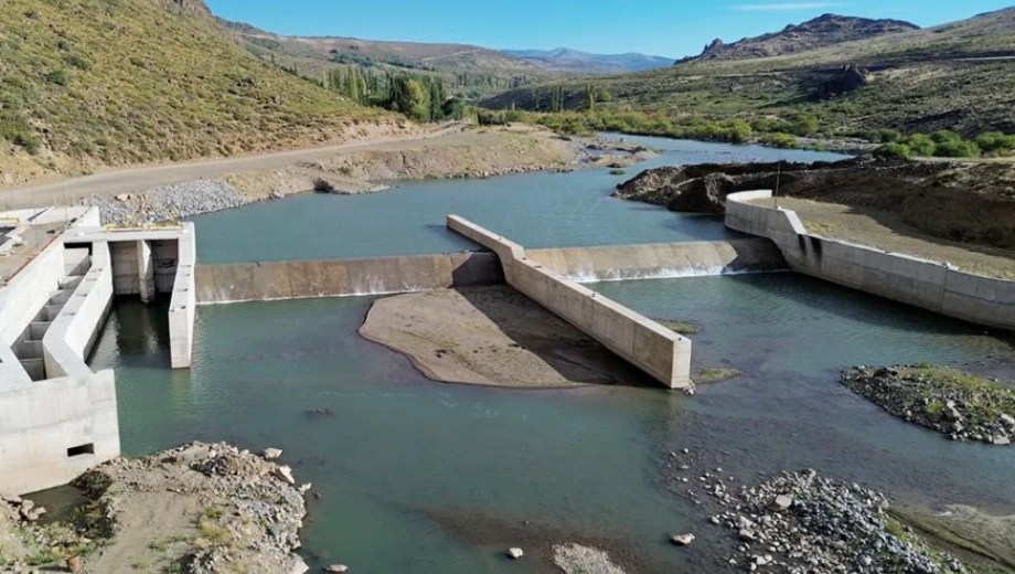 Infraestructura eléctrica de Neuquén.  Foto gentileza.
