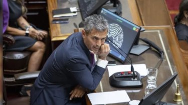 Con el objetivo de sancionar la ley de Glaciares este miércoles, el oficialismo apura un dictamen exprés