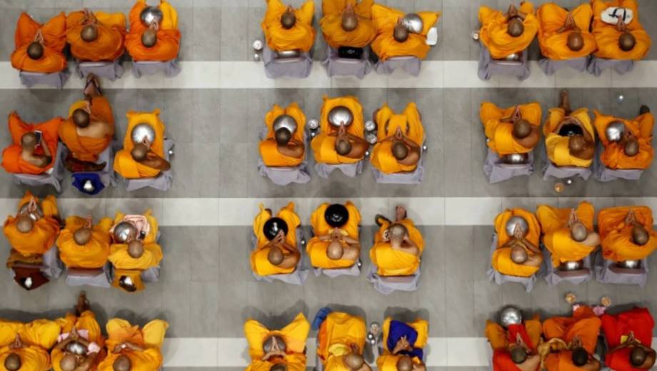 Detuvieron a monjes cin droga en el aeropuerto de Colombo. Foto: Gentileza EFE. 