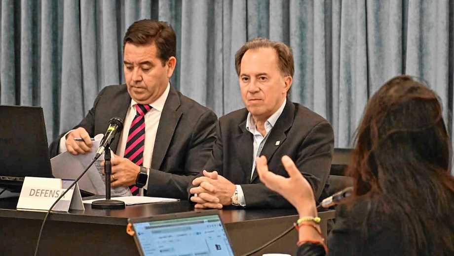 Bertolini junto a su abogado Pino Muñoz, en la audiencia de este martes. (Florencia Salto)