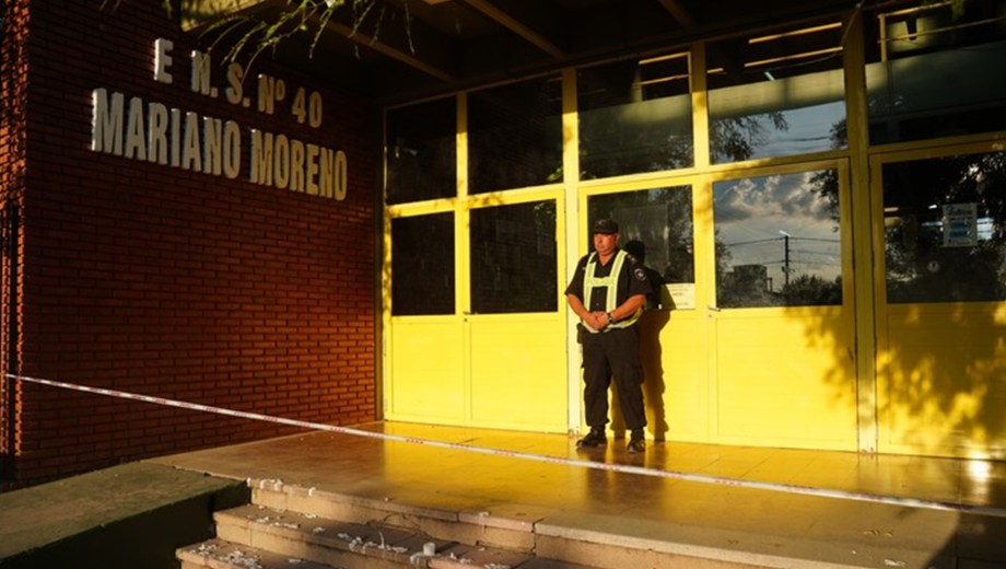 El menor acusado del crimen escolar en San Cristóbal fue declarado no punible, pero seguirá alojado en un instituto bajo evaluación. Clarín Fotografías.