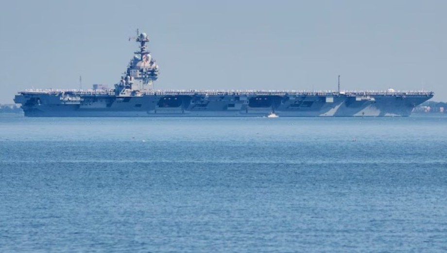 Portaviones de Estados Unidos están en el bloqueo en Medio Oriente. Foto: AP. 