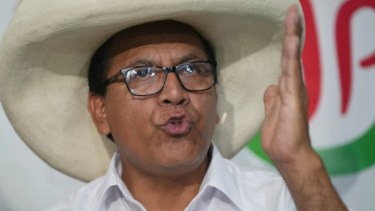 Roberto Sánchez subió al segundo lugar en los resultados parciales de Perú y sería el rival de Keiko Fujimori en el balotaje