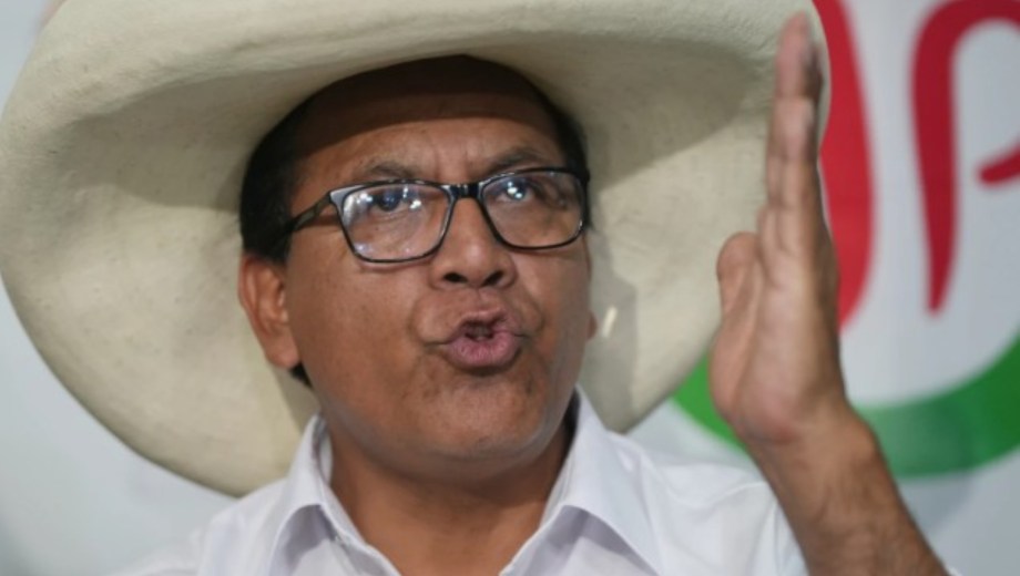  Roberto Sánchez se acerca añ balotaje de Perú. Foto: AP.