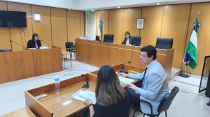 Imputaron al camionero que chocó a un auto en la Ruta 22 y dejó a tres personas en grave estado