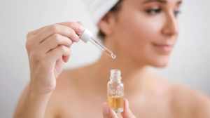 Rosa mosqueta: el aceite natural que renueva tu piel y mejora su salud