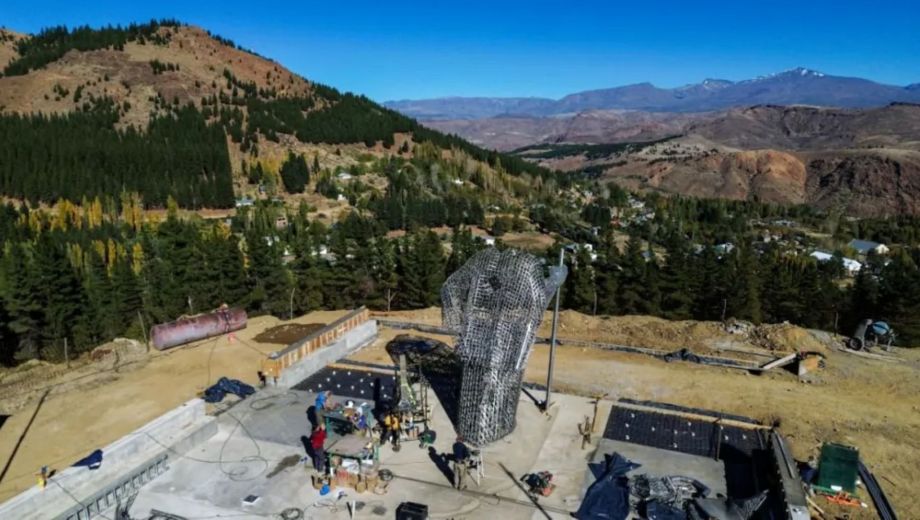 El cerro Calvario es el sitio donde se levanta esa escultura (Gentileza municipalidad de Huinganco)