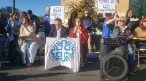 UNCo en la calle: sesión abierta y reclamo por financiamiento universitario en Neuquén