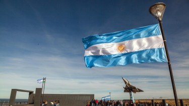 Viedma conmemora el Día del Veterano de Malvinas con vigilia y acto central este 2 de abril