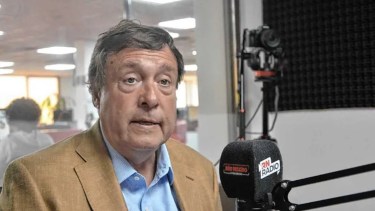 Weretilneck le respondió a Fullone: «Sería bueno que el senador ayude a los abuelos de Río Negro que están sin cobertura del PAMI»