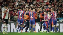 Imagen de San Lorenzo se enfrenta con el Santos, en un duelo clave por la clasificación en la Copa Sudamericana