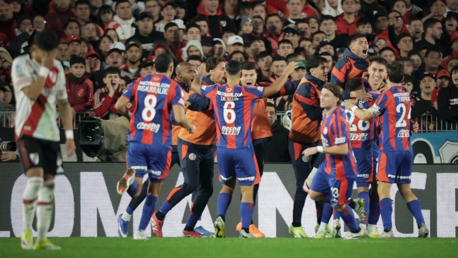 San Lorenzo buscará dar un paso clave en la Copa Sudamericana.. (Foto: Fotobaires)







Foto: FOTOBAIRES







Octavos de Final. Torneo Apertura. Liga Profesional.