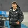 Imagen de Tensión en Racing: los hinchas bancaron a Gustavo Costas e insultaron a Diego Milito