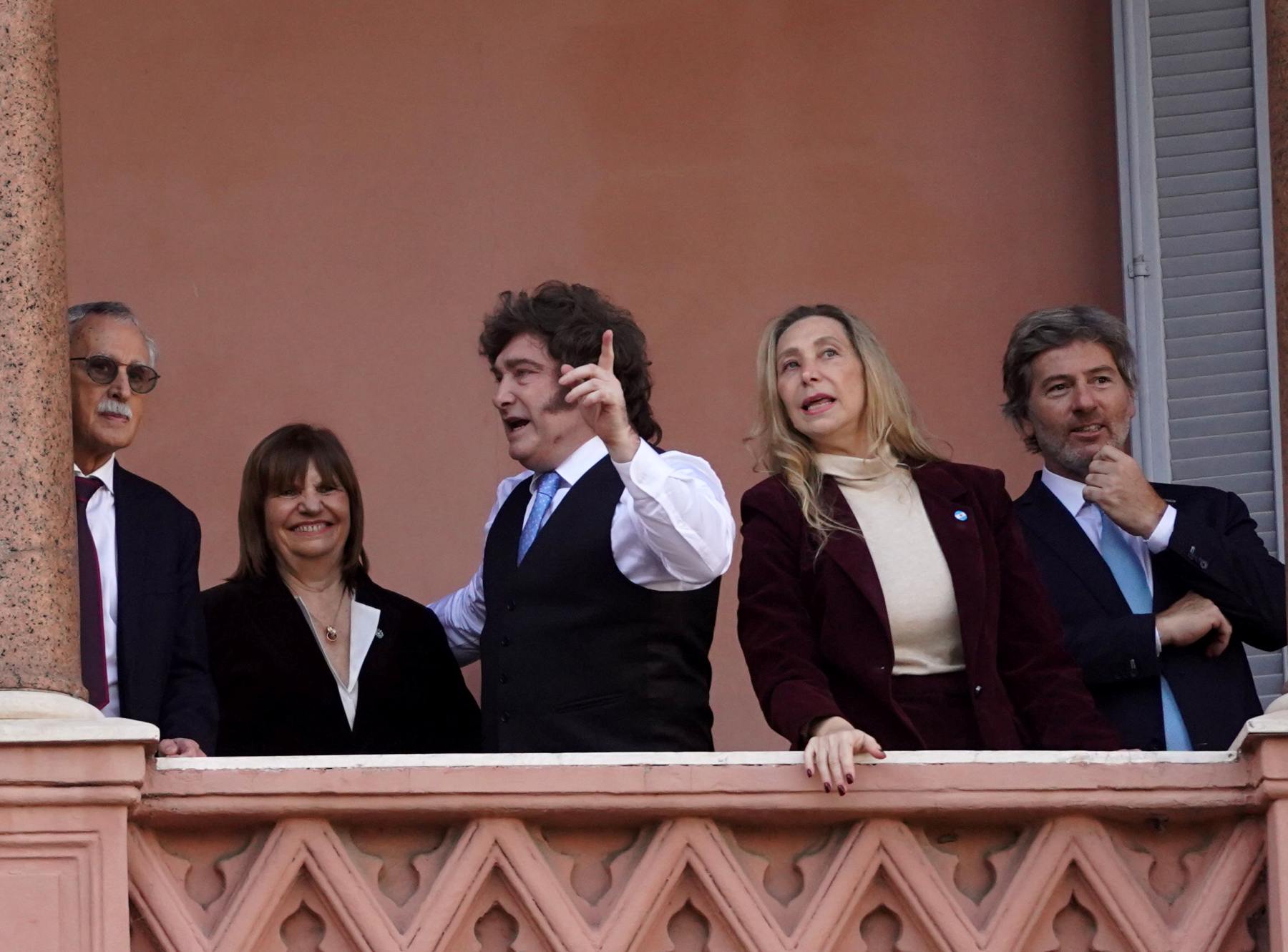 «Acordar solo con los que valga la pena»: la estrategia de Karina Milei ...