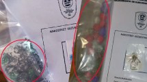 Imagen de Intentó ingresar cocaína, marihuana y pastillas ocultas al penal de Cipolletti: fue descubierta