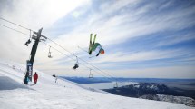 Imagen de Invierno 2026 en Bariloche: Cerro Catedral lanzó la venta de pases  de esquí con valores desde $160.000