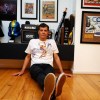 Imagen de Así es el refugio de Mario Pergolini: vinilos, libros exclusivos y una “cueva nerd” retro