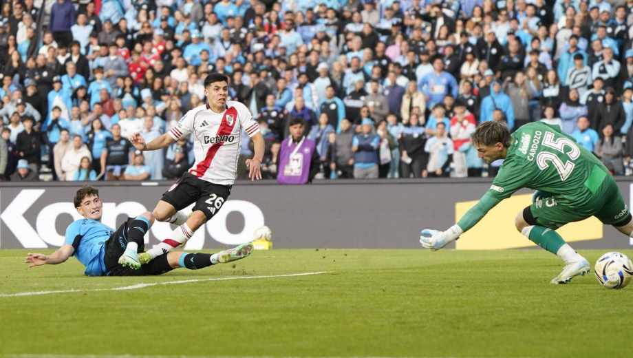 Galván puso el 2-1 parcial a favor de River Plate. (Foto: Clarín)