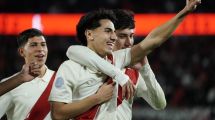 Imagen de River goleó 3-0 a Blooming y aseguró el primer puesto en el grupo H de la Copa Sudamericana