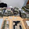 Imagen de Desde el centro de Añelo manejaban una red de drogas: secuestraron cocaína y marihuana valuada en $150 millones