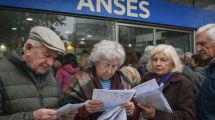 Imagen de Aguinaldo y aumento: cuánto recibirán jubilados y pensionados en junio 2026 según ANSES