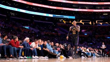 ¿Se termina la era de LeBron?: Oklahoma barrió a los Lakers y está en la final del Oeste en la NBA