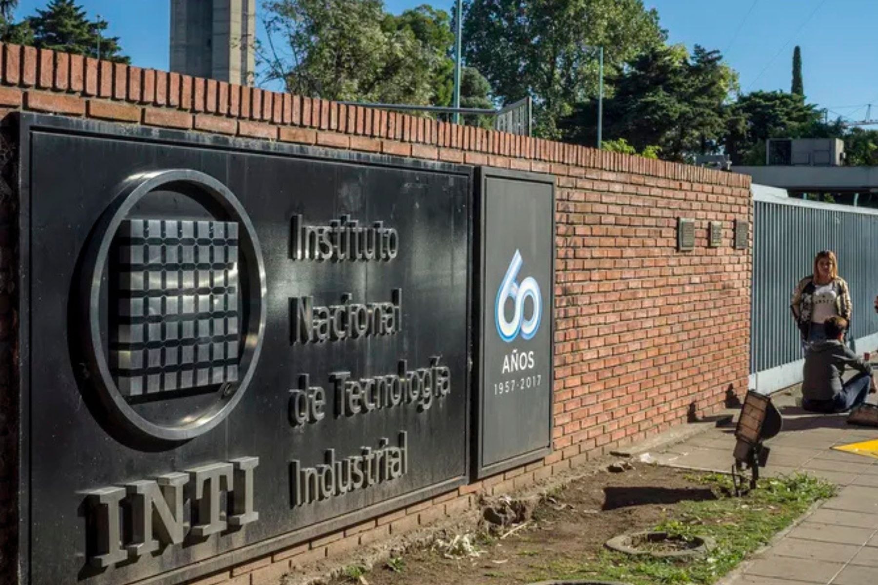 La Justicia Federal frenó el cierre de más de 600 servicios del INTI ...