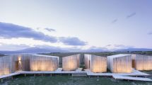 Imagen de Las cabañas del fin del mundo desafían al viento frente a los glaciares de la Patagonia