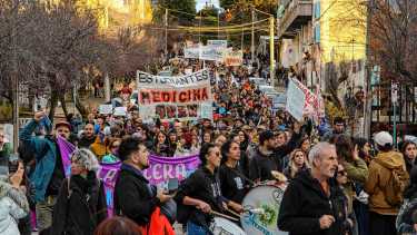 Marcha Federal Universitaria: así se movilizaron en las principales ciudades de Río Negro y Neuquén