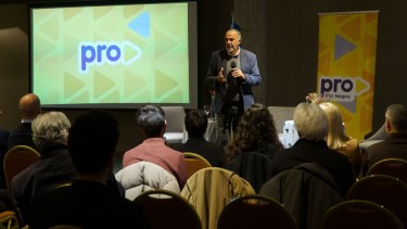 El Pro se reunió en Bariloche para trazar la reconstrucción y se despega del Gobierno de Milei