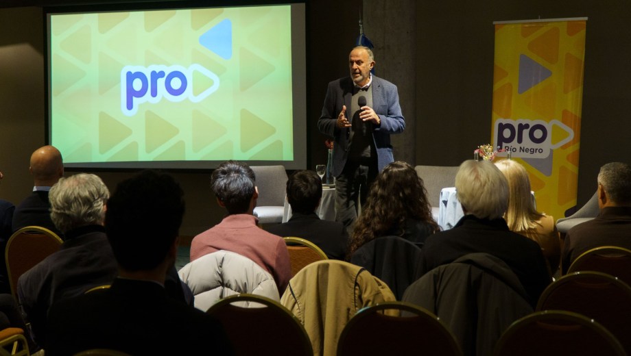 El diputado nacional Sergio Capozzi fue uno de los anfitriones del encuentro en Bariloche. (foto Marcelo Martínez)