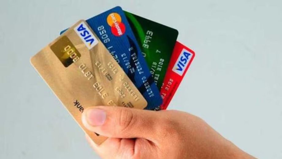 Banco Nación lanzó un plan para unificar pagos y refinanciar tarjetas.-