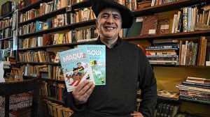 Constructor de cabañas y escritor de best sellers: el autor de Bariloche que pasó del policial a los libros infantiles