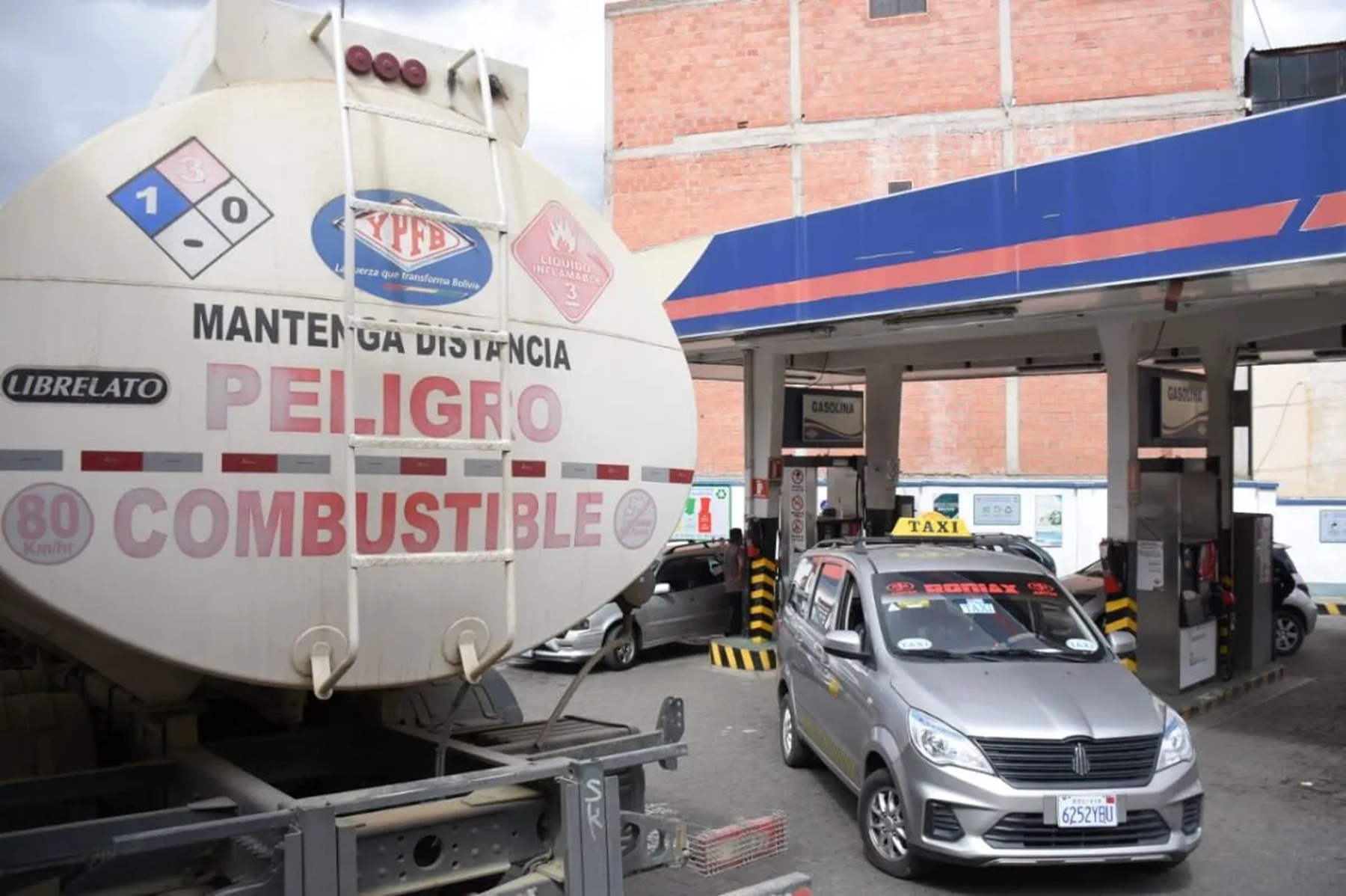 Crecen los bloqueos y se profundiza la crisis de abastecimiento en ...