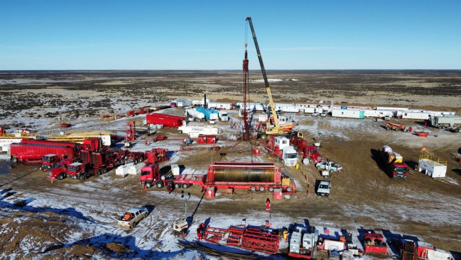  El gremio petrolero busca que la experiencia de las multinacionales en Vaca Muerta se traslade a Santa Cruz para dinamizar la economía provincial.  Foto gentileza.