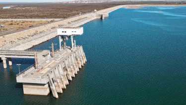 Río Negro definió tres puntos de captación de agua para nuevos desarrollos hidrocarburíferos ante el avance de Vaca Muerta