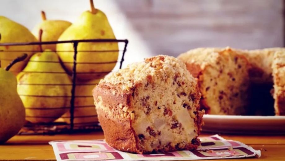Cómo hacer budín de peras sin azúcar: la receta húmeda y saludable para una merienda equilibrada.-