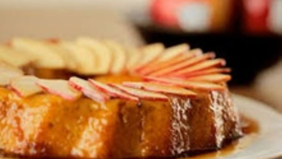 Cómo hacer flan de manzana casero: la receta infalible y cremosa con fruta fresca para tus postres.-