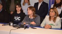 Imagen de Cuarta marcha universitaria: la UNCo «vuelve a la calle» y denuncia más de 270 renuncias desde 2024