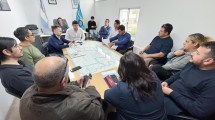 Imagen de Chubut: subas de salarios, bono y adicionales para destrabar paritarias y atenuar las protestas