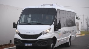 Cutral Co estrena un minibus para hacer el citiy tour